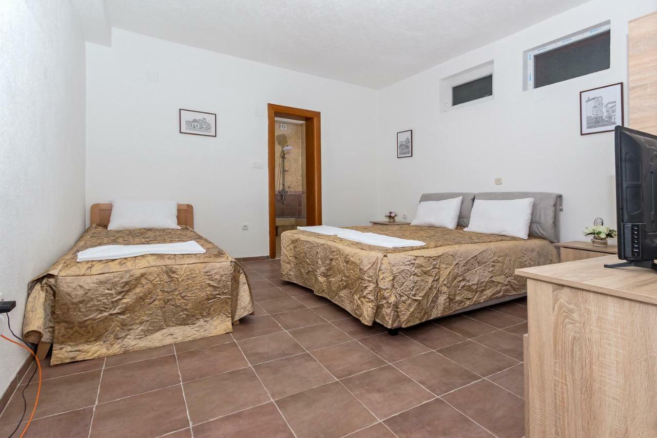 Upper Gate Apartments Ohrid Esterno foto
