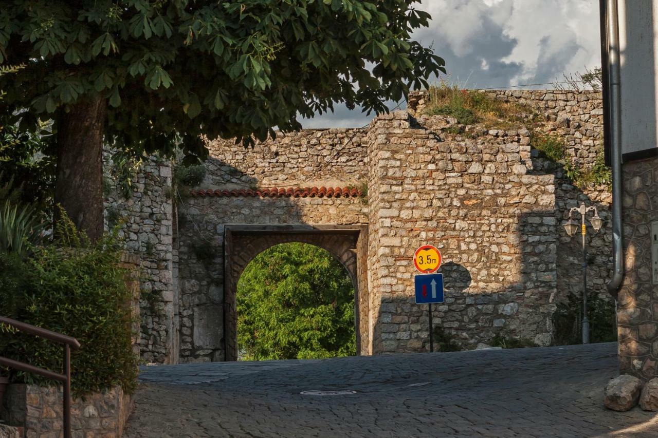 Upper Gate Apartments Ohrid Esterno foto